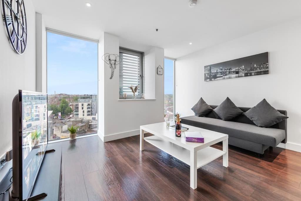 Amazing Britania 1 Bedroom Flat In London Bp40 Exterior foto