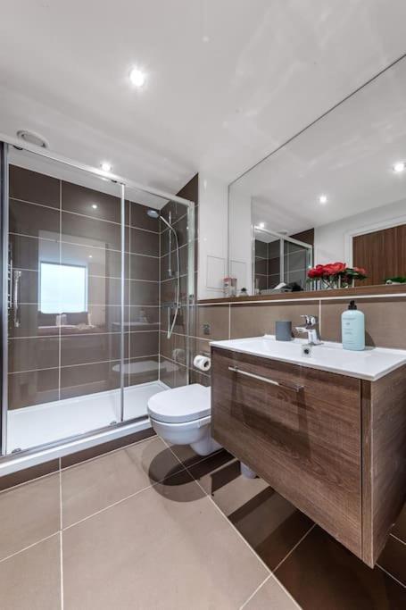 Amazing Britania 1 Bedroom Flat In London Bp40 Exterior foto